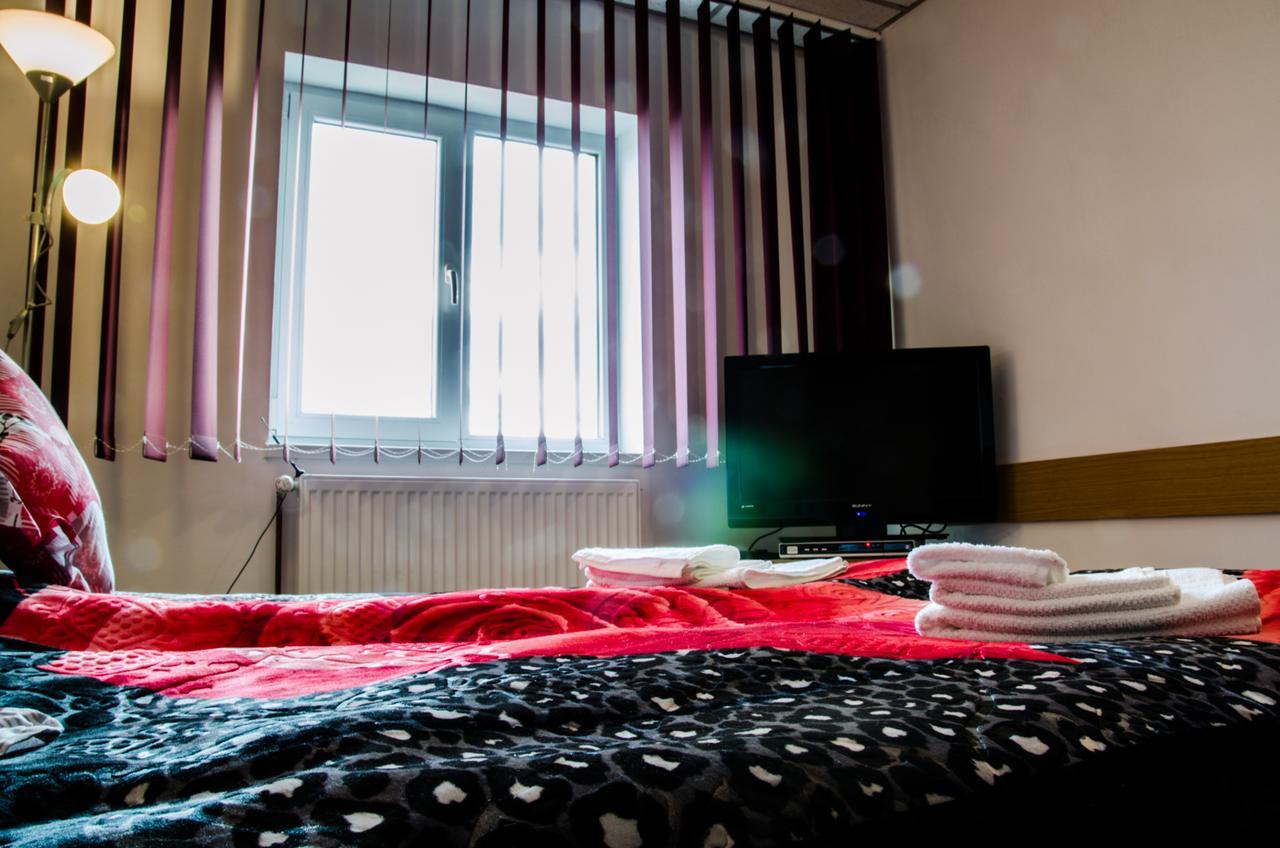 Pensiunea Georgibel Deva Zewnętrze zdjęcie